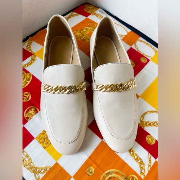 Ann Taylor Chain Leather Loafers size 6.5 NWOT - Picture 1 of 8